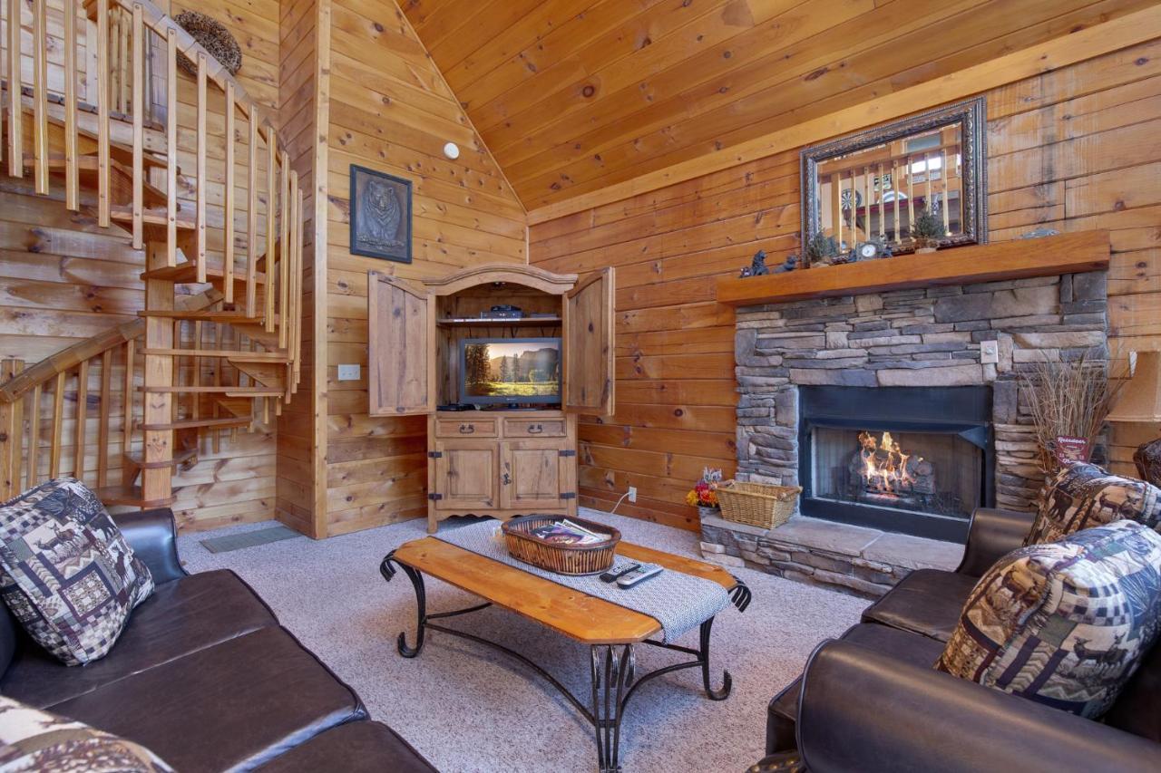 Wildwood Cove, 2 Bedrooms, Fireplace, Wifi, Jetted Tub, Hot Tub, Sleeps 6 Севьервилл Экстерьер фото