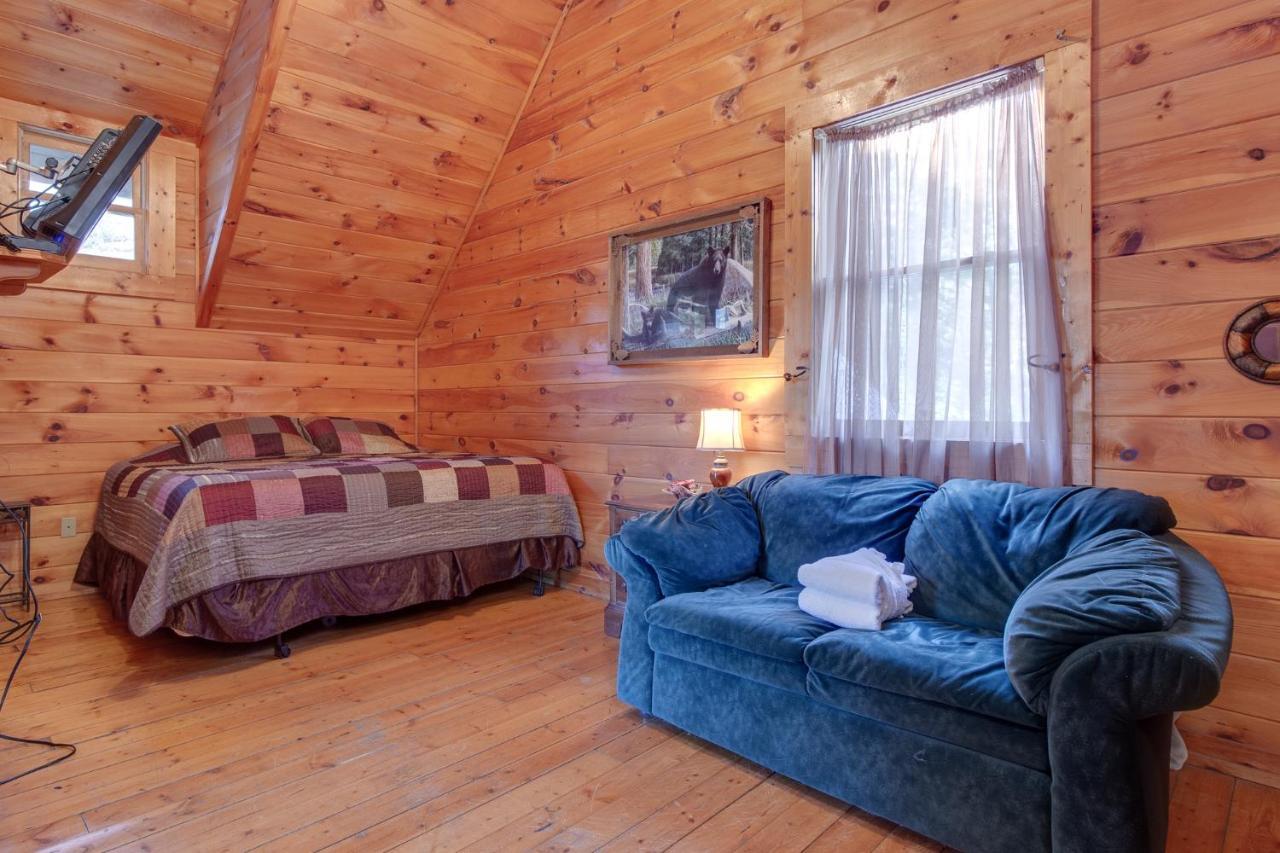 Wildwood Cove, 2 Bedrooms, Fireplace, Wifi, Jetted Tub, Hot Tub, Sleeps 6 Севьервилл Экстерьер фото
